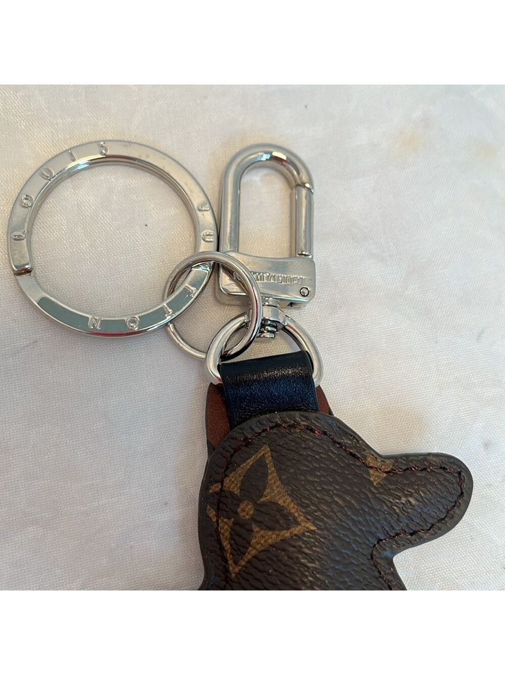 Louis Vuitton Monogram Doggy Bag Charm/Keychain - Picture 10 of 11